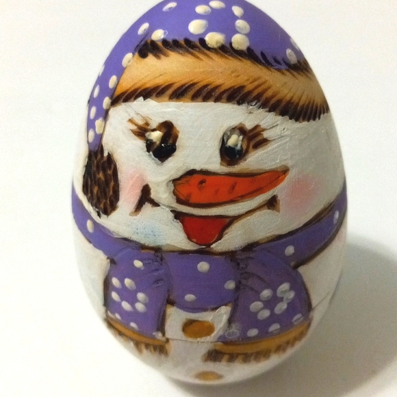 NWOT RUSSIAN NESTING EGG (5 figurines) All Dolls & Egg Nested Inside Santa - Picture 3 of 5